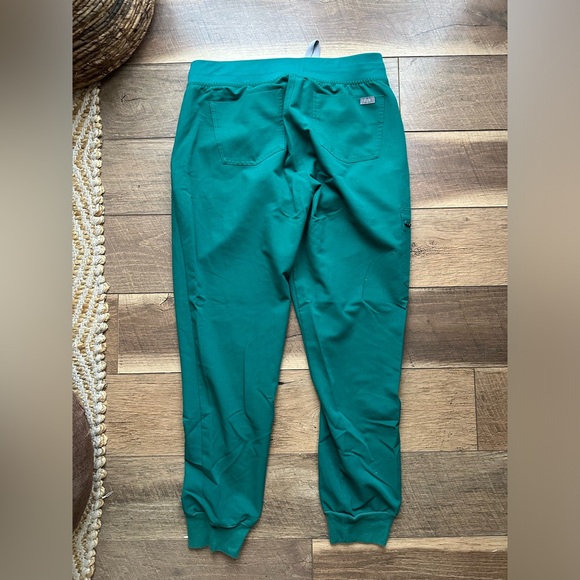 FIGS Zamora Scrub Pants - Picture 5 of 5